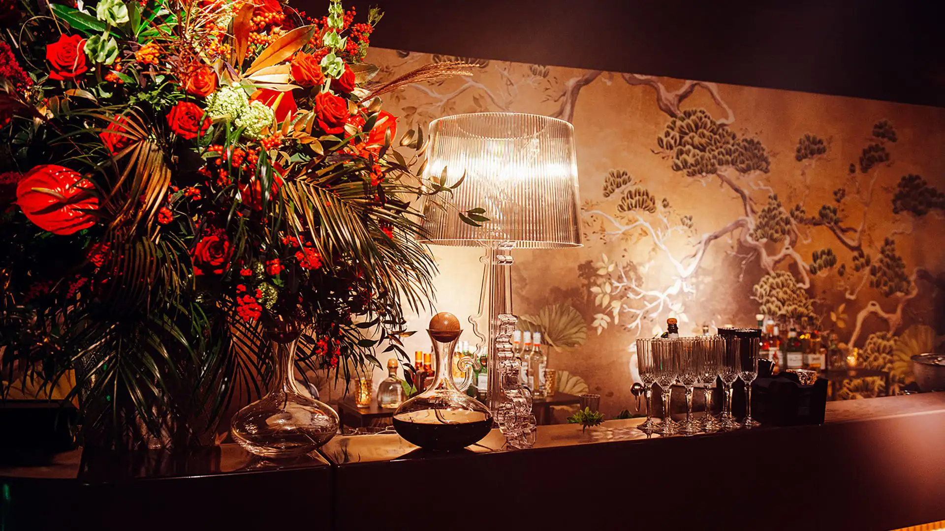 Luxury props and drinks for summer party