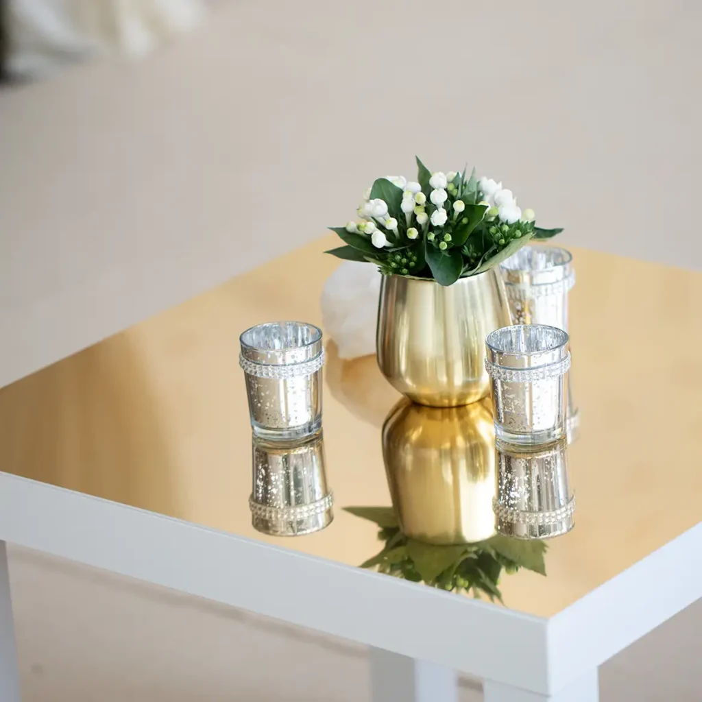 Gold and white colour palette