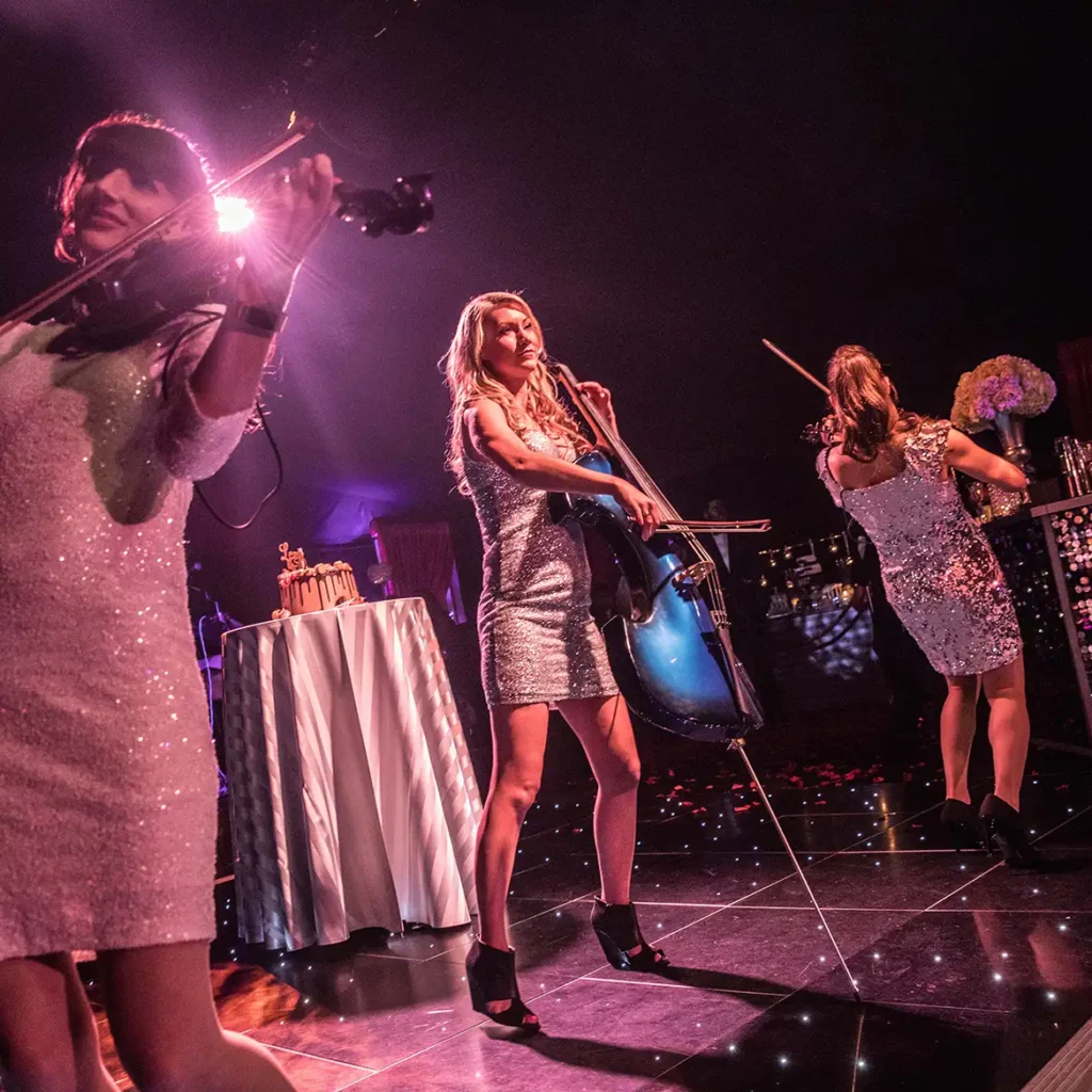 Electric string trio