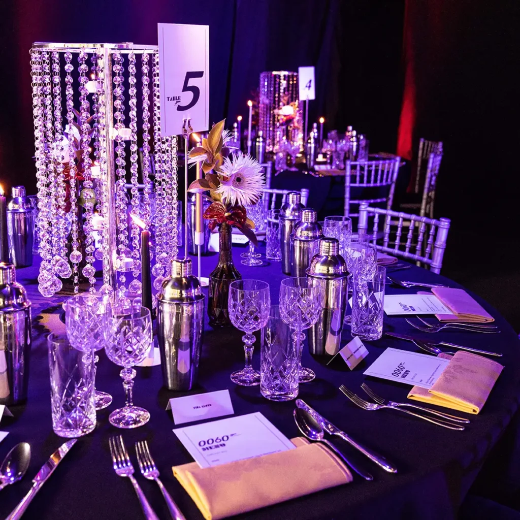 Table settings for Bond theme