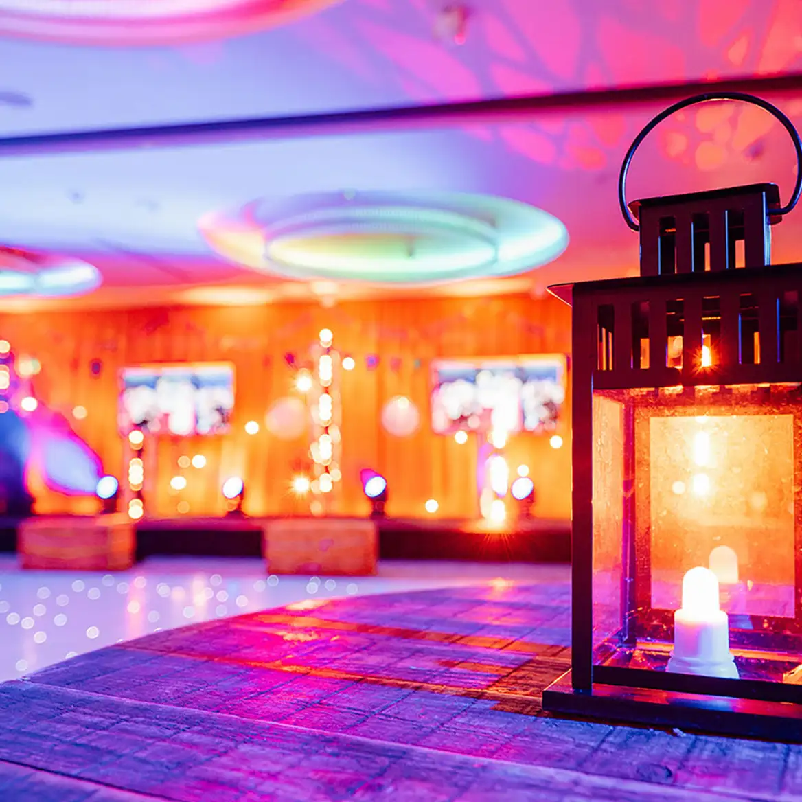 Bright colour pallette