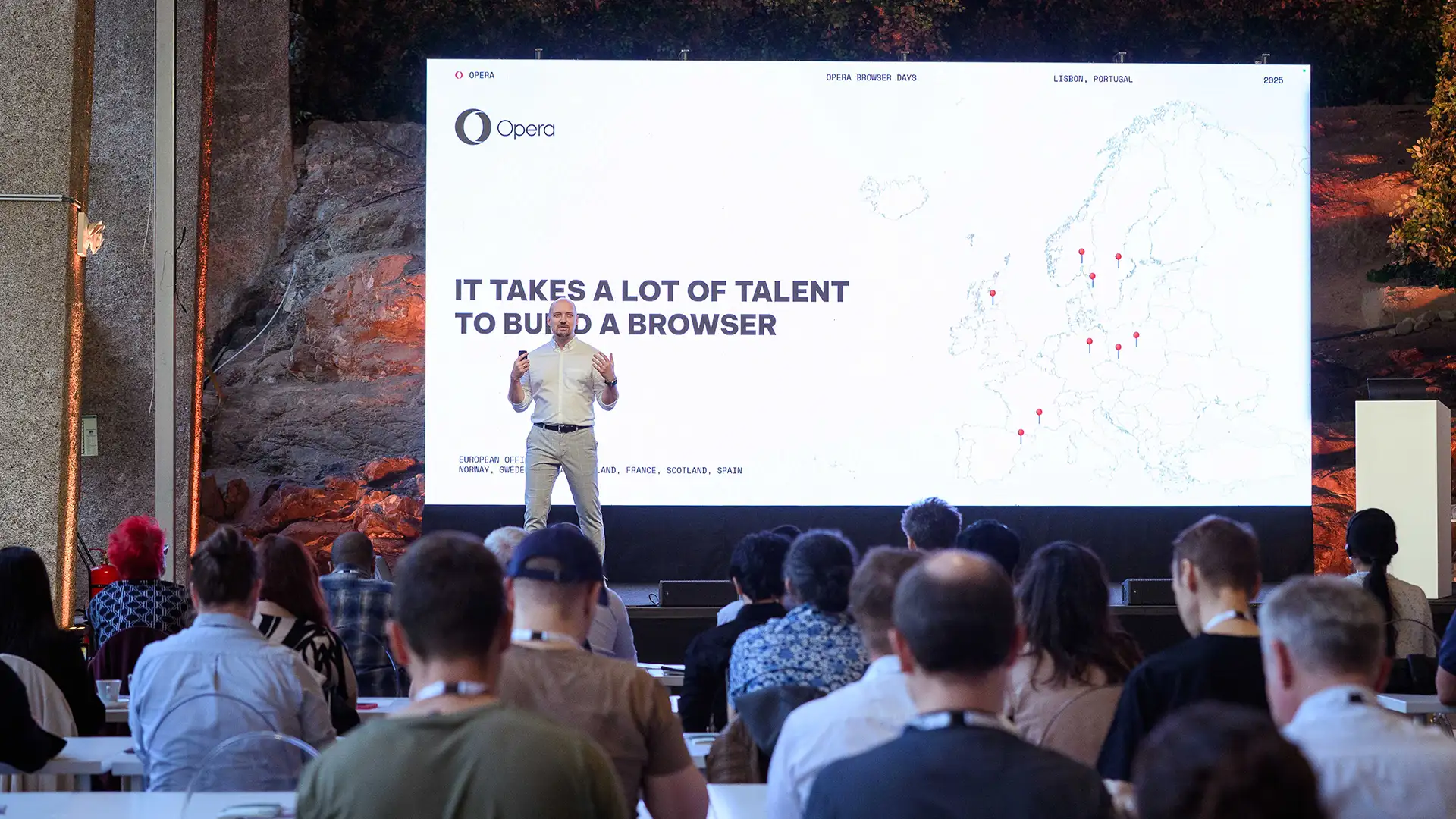 Presentation at a tech conference. Carefully curated content and great production values are crucial tools for success in corporate events management