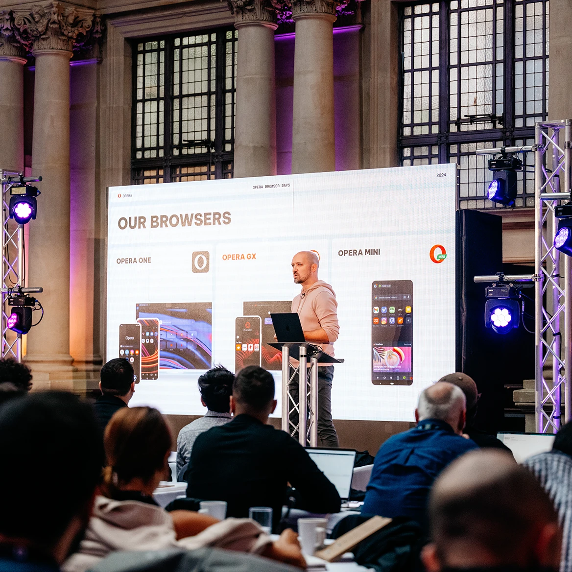 Presenter at a press and influencer event